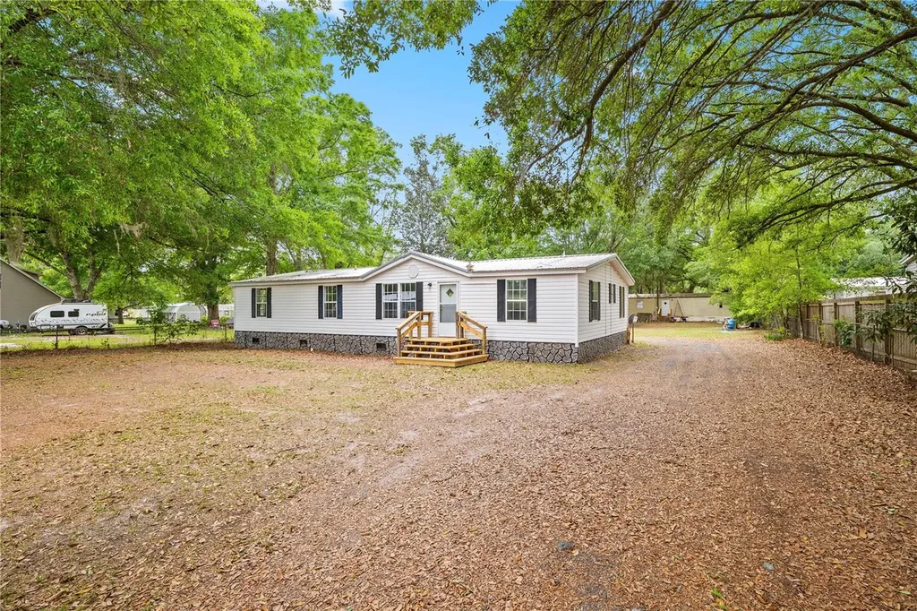 4318 Deerfield Circle W Macclenny FL 32063