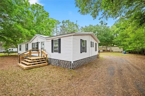 4318 Deerfield Circle W Macclenny FL 32063