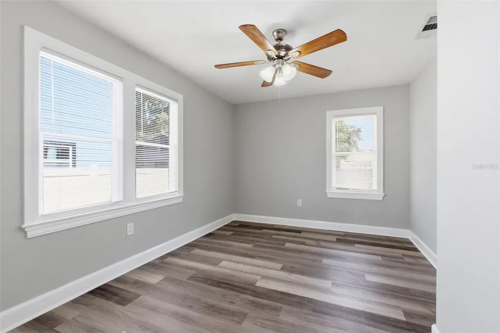 5609 15th Avenue S Gulfport FL 33707
