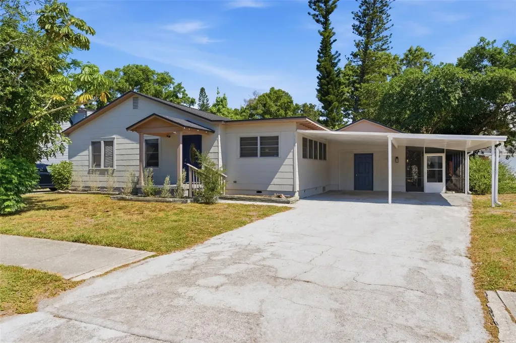 5609 15th Avenue S Gulfport FL 33707