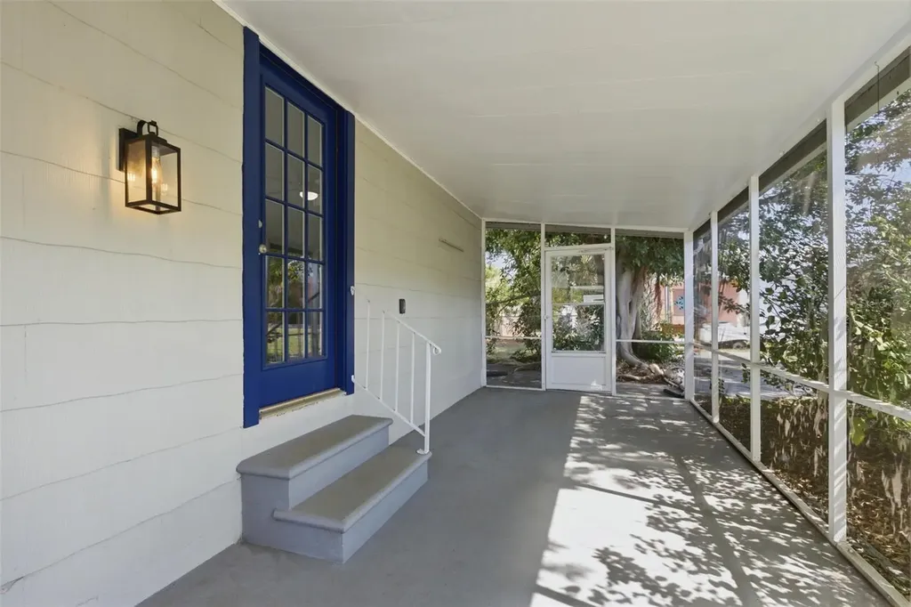 5609 15th Avenue S Gulfport FL 33707