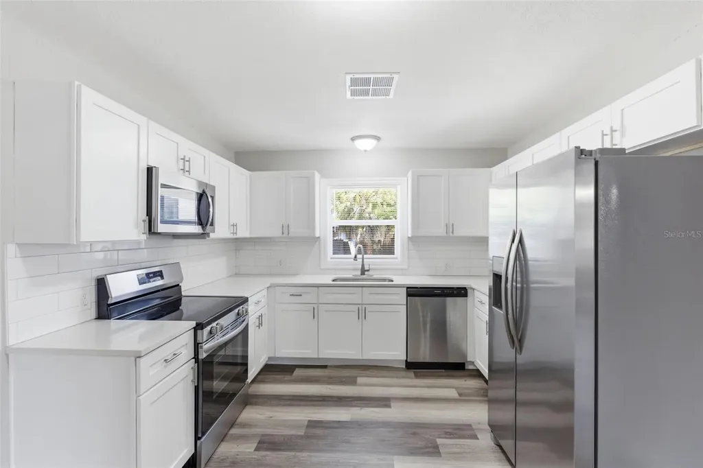 5609 15th Avenue S Gulfport FL 33707