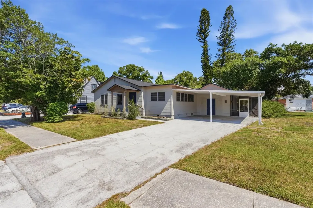 5609 15th Avenue S Gulfport FL 33707