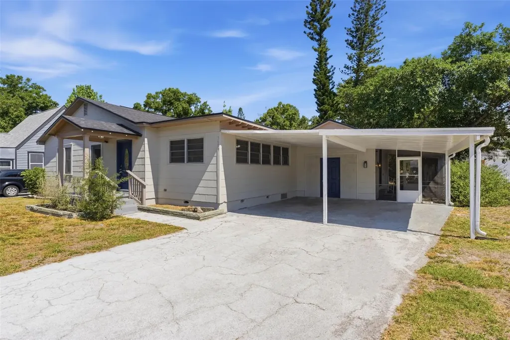 5609 15th Avenue S Gulfport FL 33707