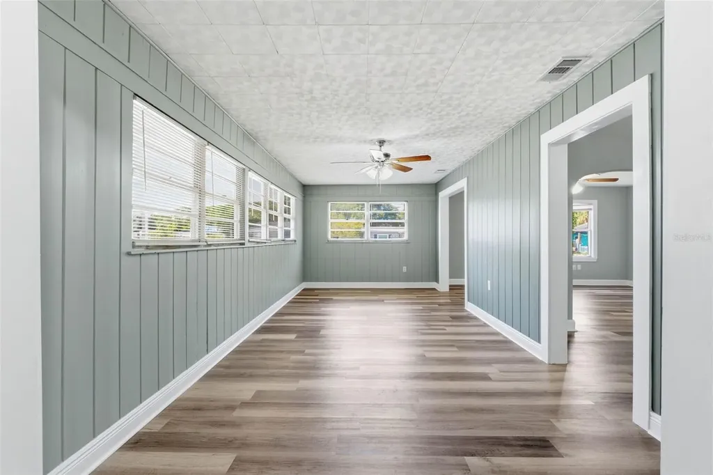 5609 15th Avenue S Gulfport FL 33707