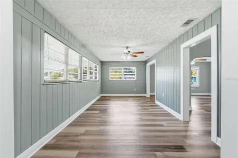5609 15th Avenue S Gulfport FL 33707