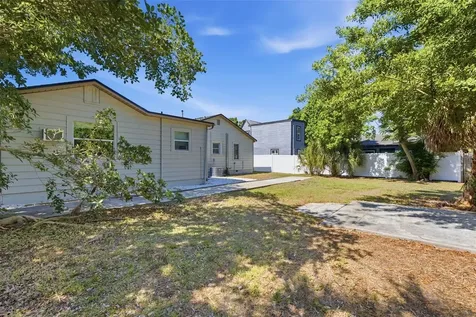5609 15th Avenue S Gulfport FL 33707