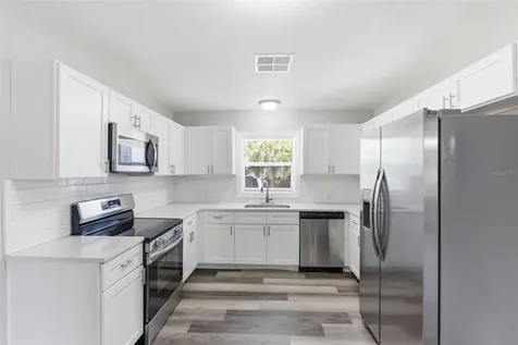 5609 15th Avenue S Gulfport FL 33707