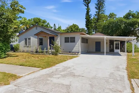 5609 15th Avenue S Gulfport FL 33707