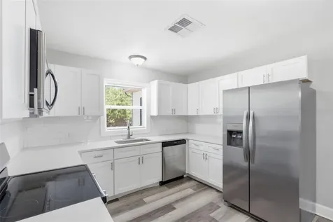5609 15th Avenue S Gulfport FL 33707