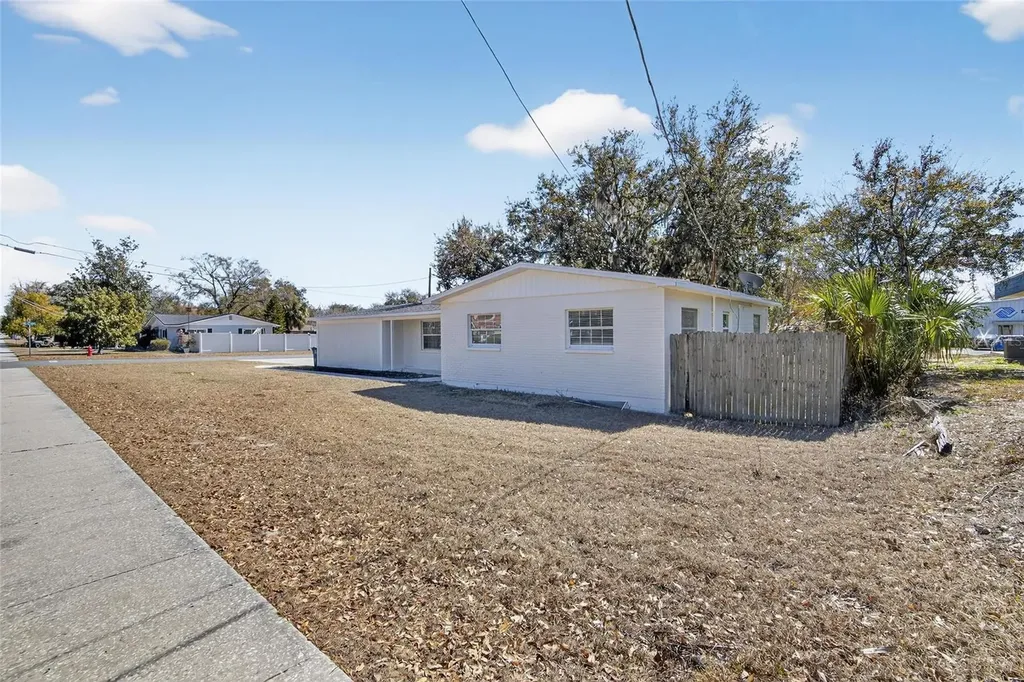 311 NE 5th Street Mulberry FL 33860