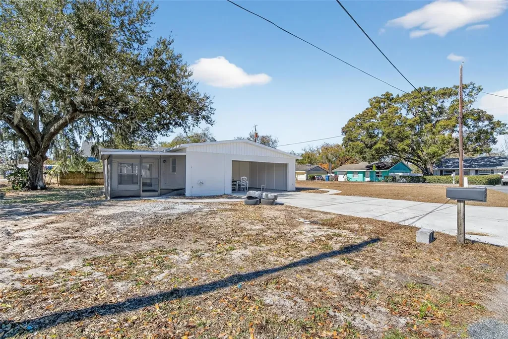 311 NE 5th Street Mulberry FL 33860