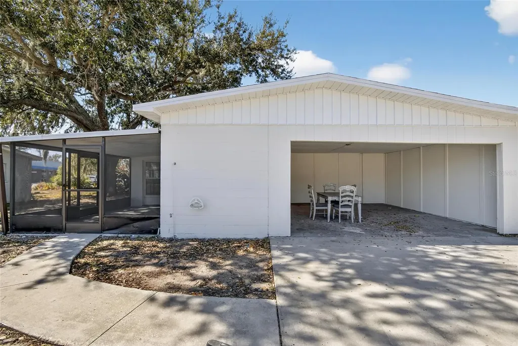 311 NE 5th Street Mulberry FL 33860