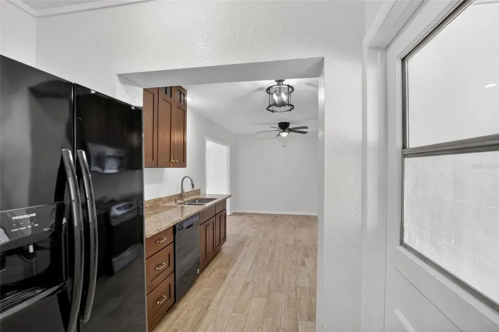311 NE 5th Street Mulberry FL 33860