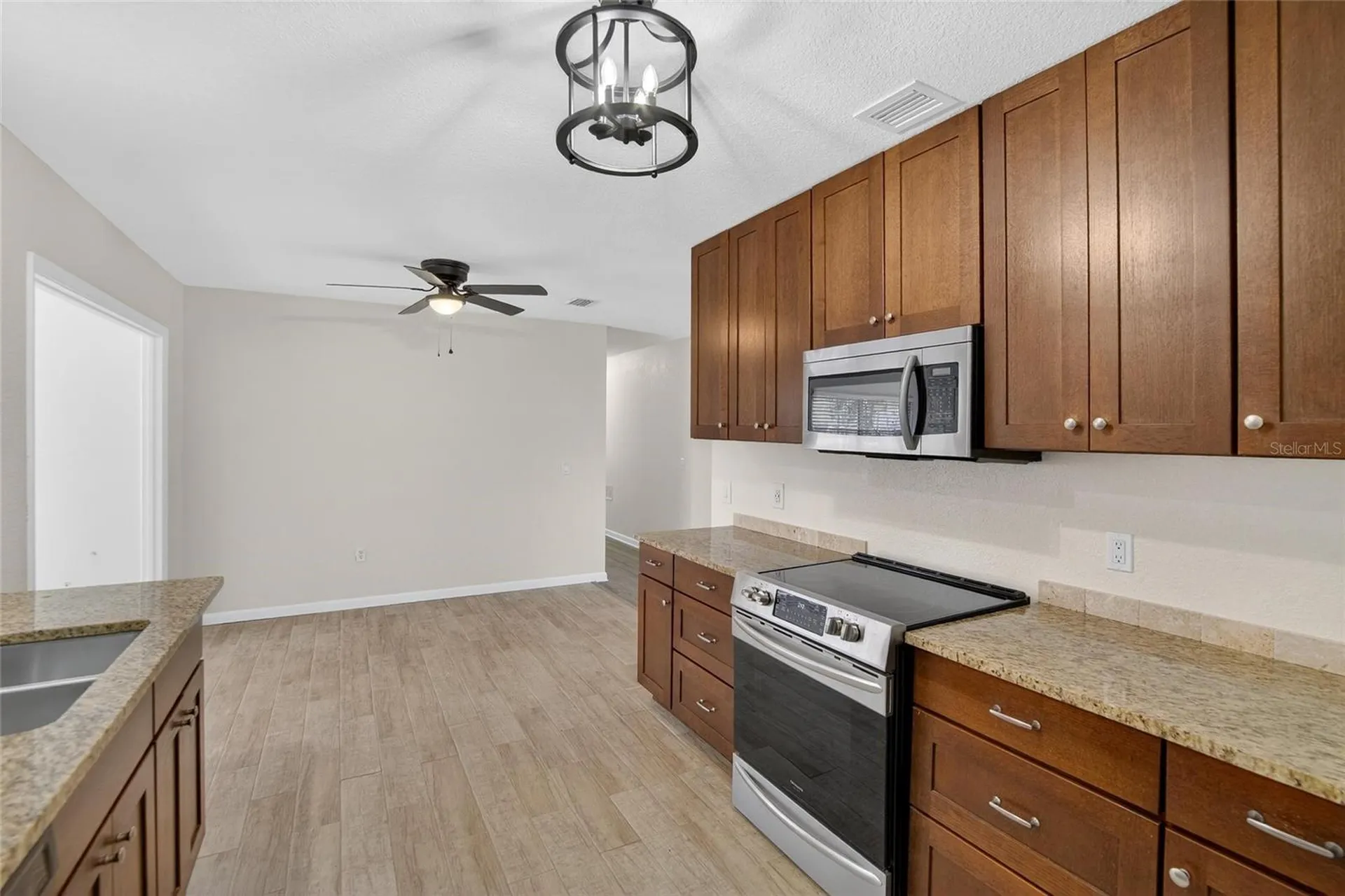 311 NE 5th Street Mulberry FL 33860