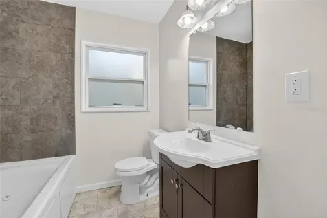 311 NE 5th Street Mulberry FL 33860