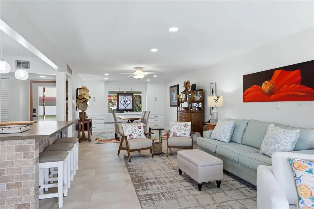 9528 Antiqua Cove Bradenton FL 34210