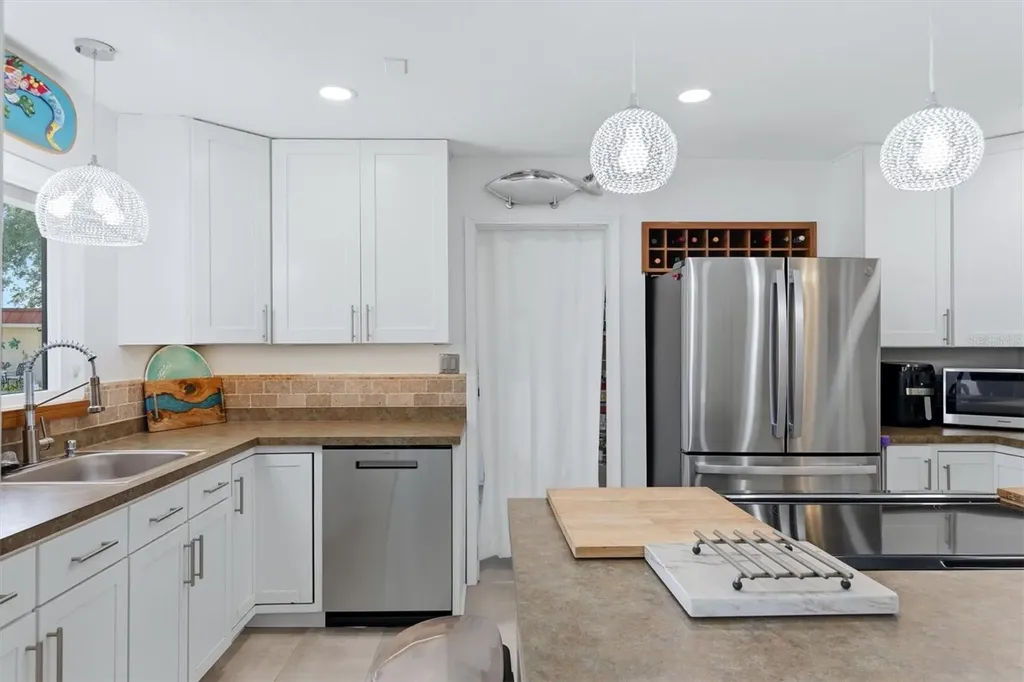 9528 Antiqua Cove Bradenton FL 34210