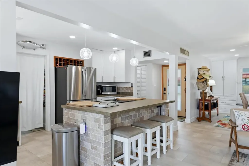 9528 Antiqua Cove Bradenton FL 34210