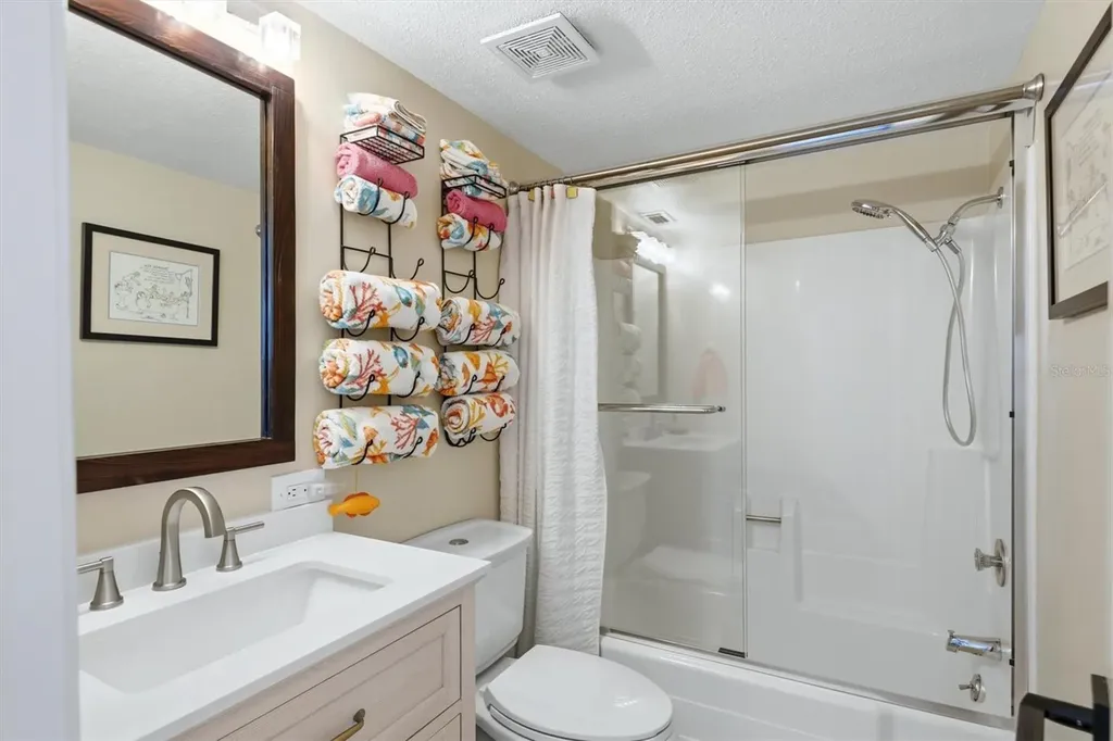 9528 Antiqua Cove Bradenton FL 34210