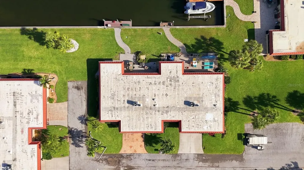 9528 Antiqua Cove Bradenton FL 34210
