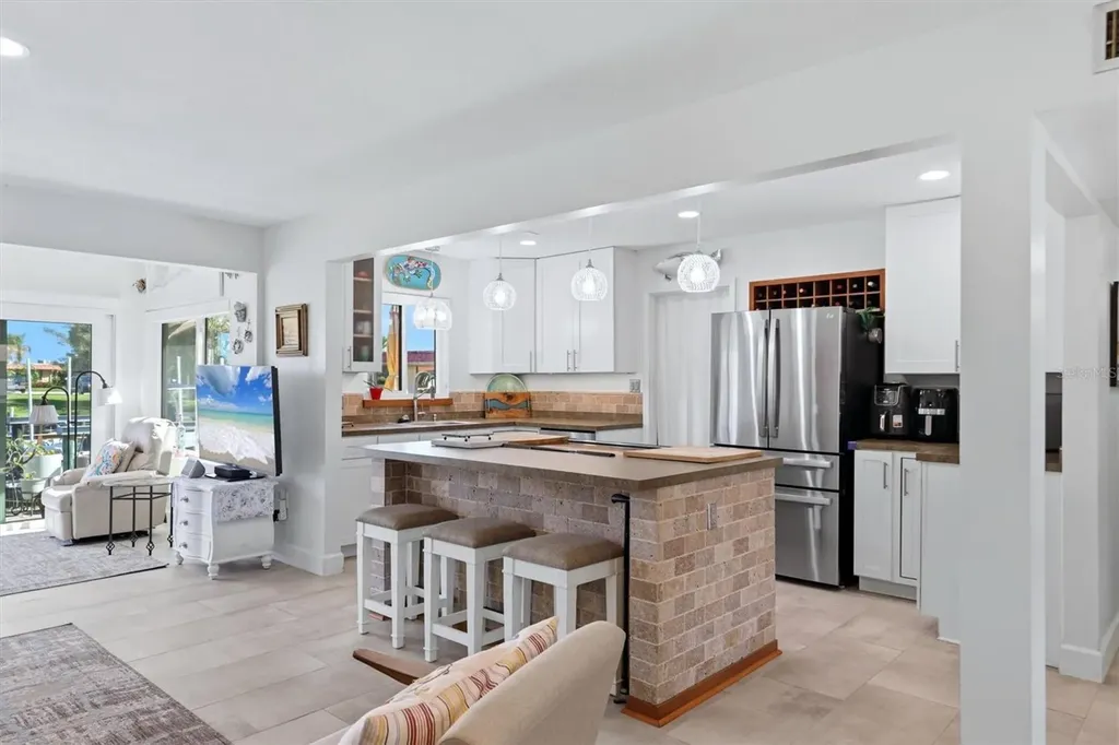 9528 Antiqua Cove Bradenton FL 34210