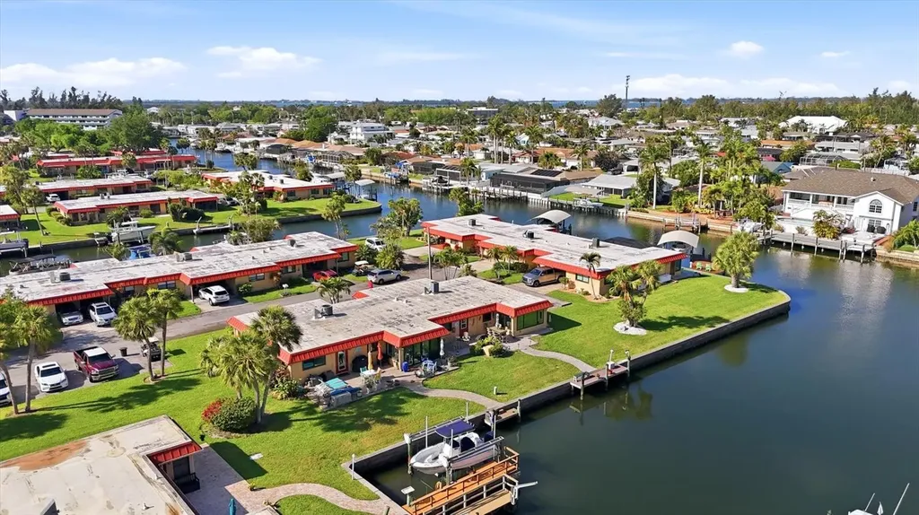 9528 Antiqua Cove Bradenton FL 34210