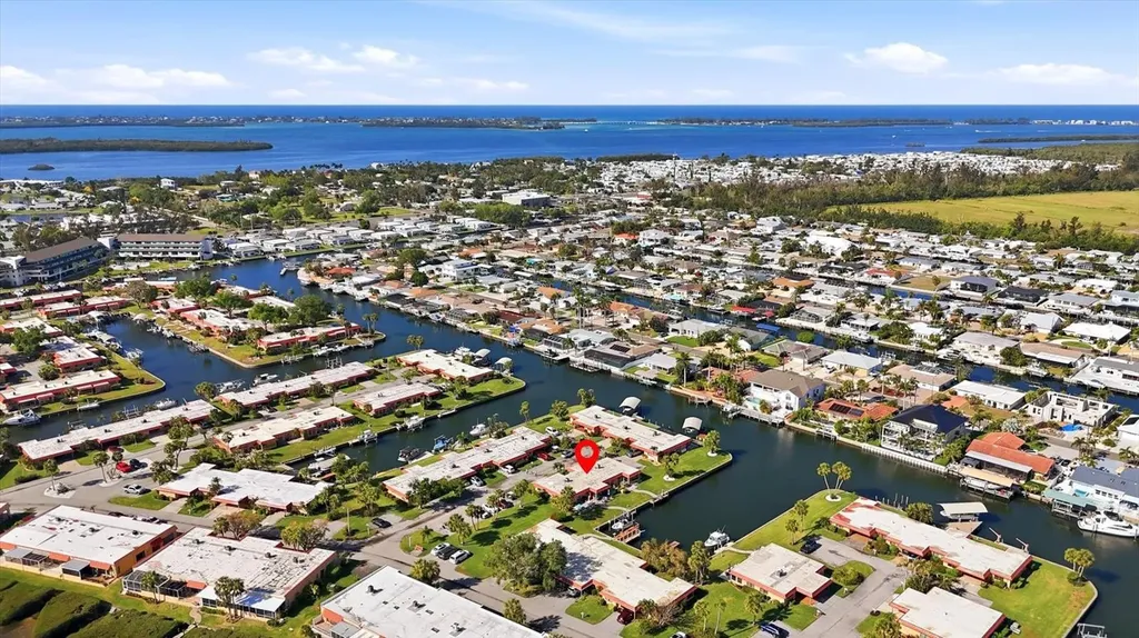 9528 Antiqua Cove Bradenton FL 34210