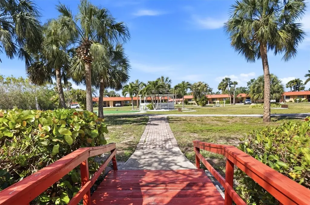 9528 Antiqua Cove Bradenton FL 34210