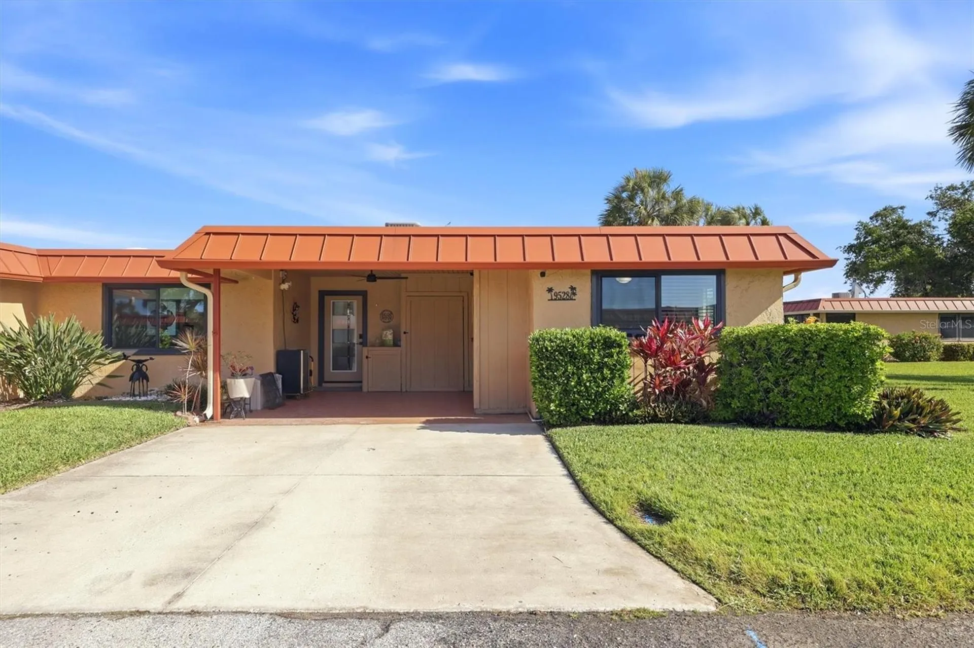 9528 Antiqua Cove Bradenton FL 34210