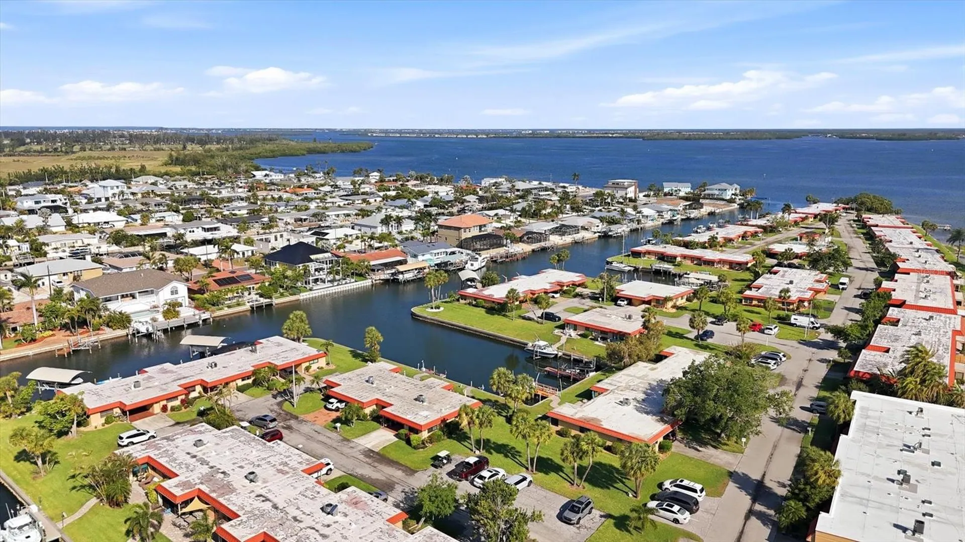 9528 Antiqua Cove Bradenton FL 34210