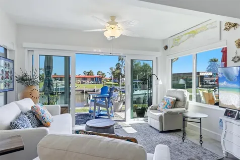 9528 Antiqua Cove Bradenton FL 34210
