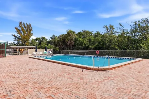 9528 Antiqua Cove Bradenton FL 34210