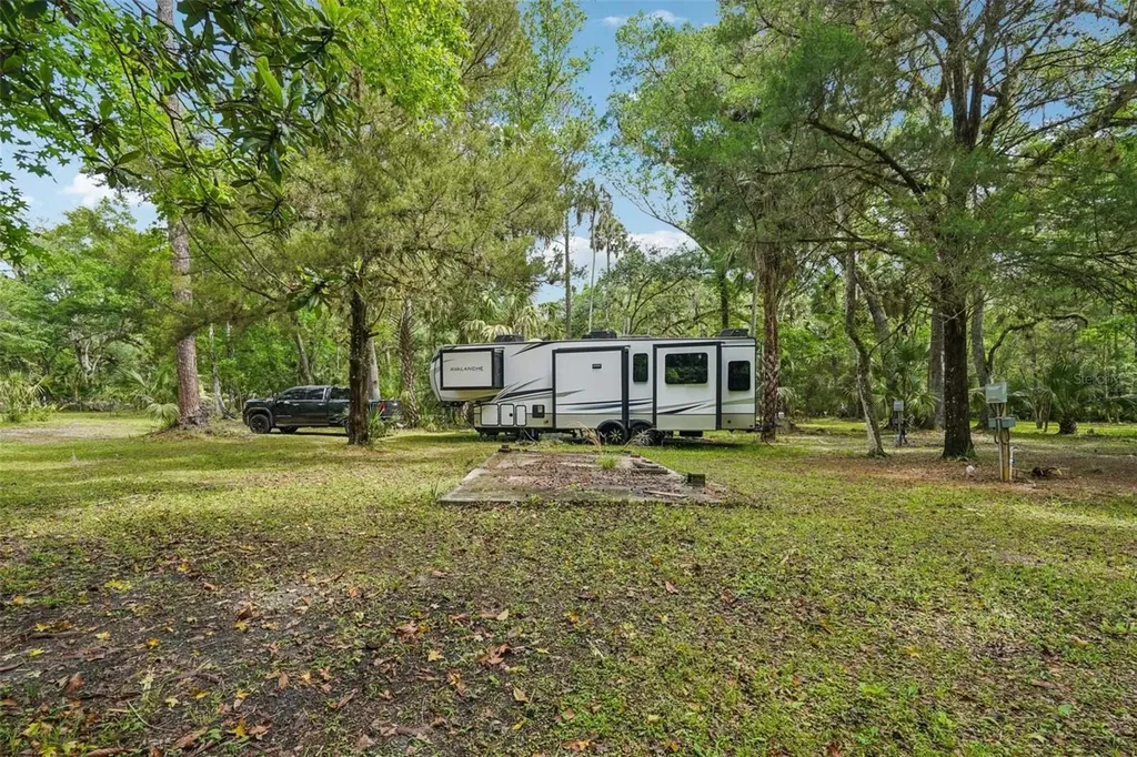 217 S Tuck Point Inverness FL 34450