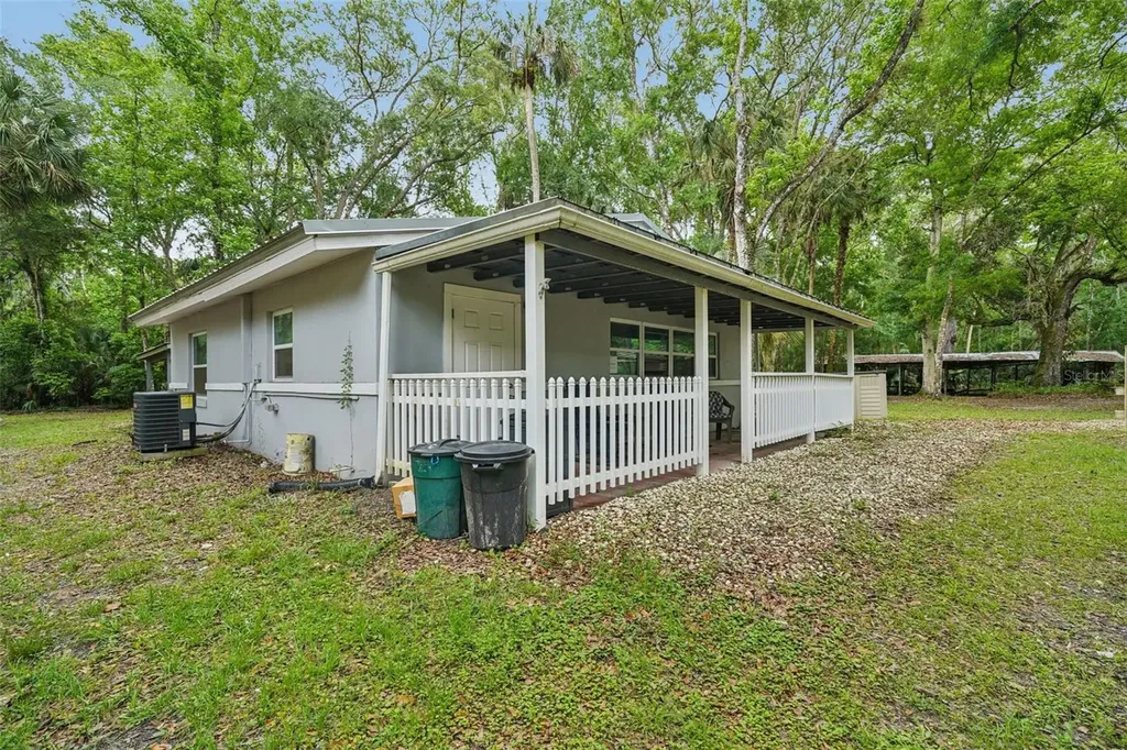 217 S Tuck Point Inverness FL 34450