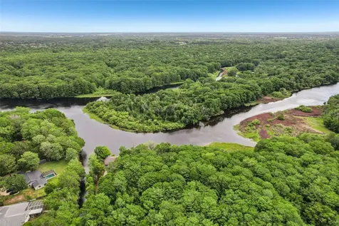217 S Tuck Point Inverness FL 34450