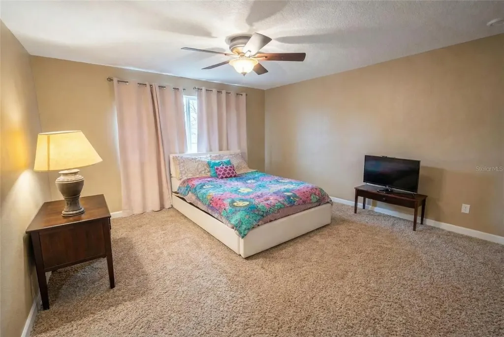 217 Tres Reyes Lane Groveland FL 34736