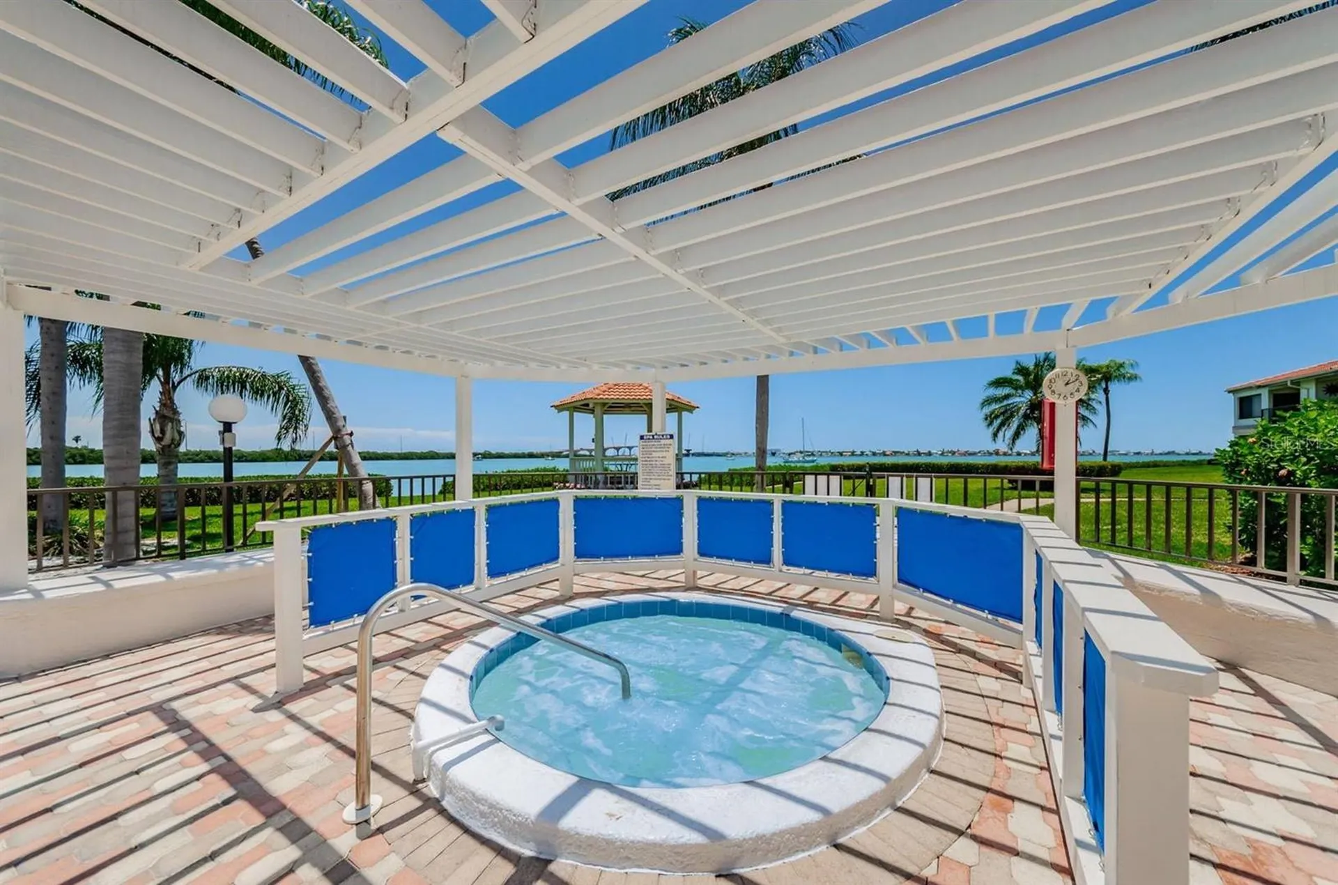 6357 Bahia Del Mar Boulevard St Petersburg FL 33715