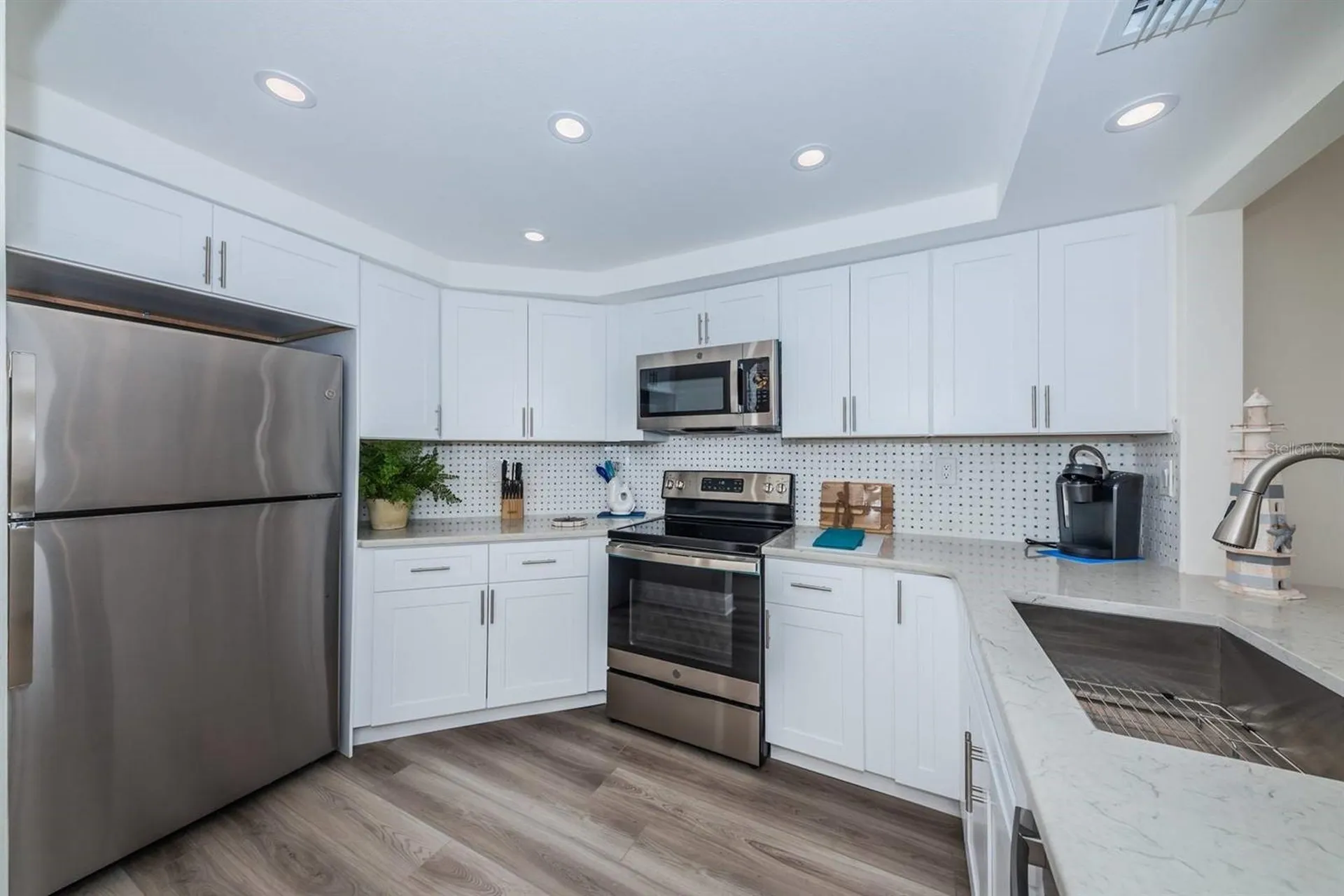 6357 Bahia Del Mar Boulevard St Petersburg FL 33715