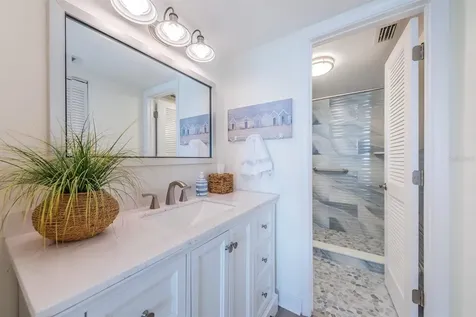 6357 Bahia Del Mar Boulevard St Petersburg FL 33715