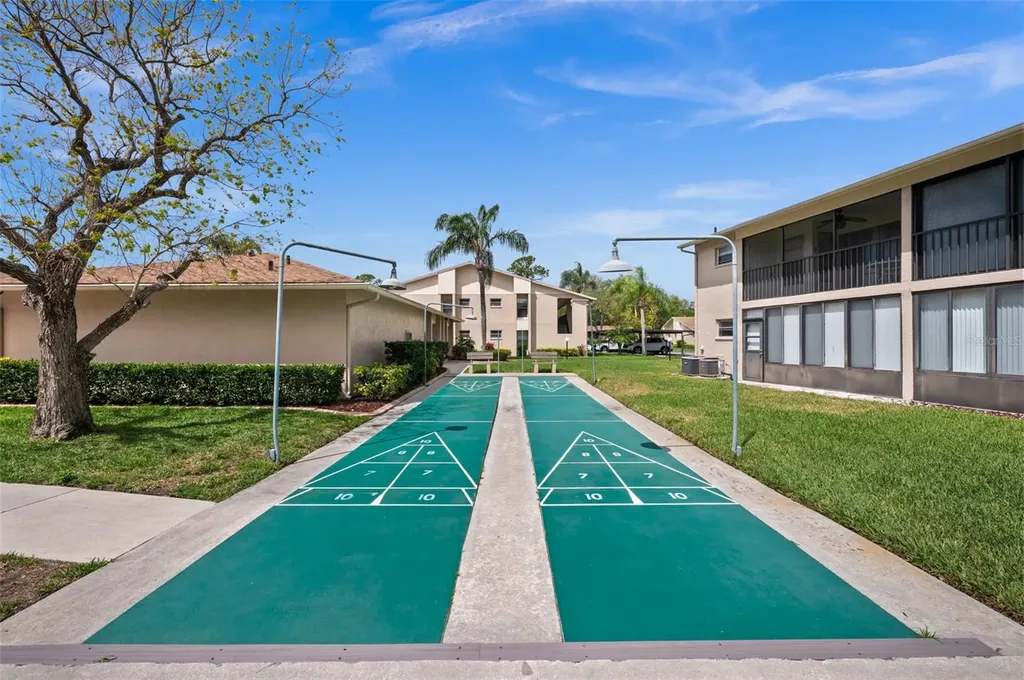 2763 Woodgate Lane Sarasota FL 34231