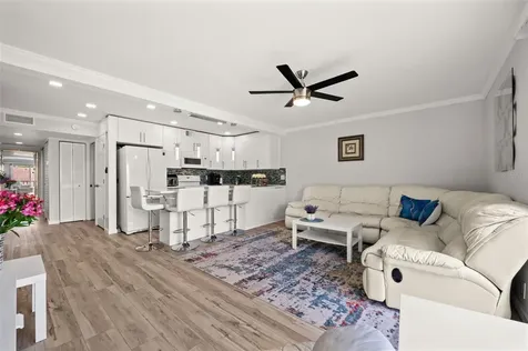 2763 Woodgate Lane Sarasota FL 34231