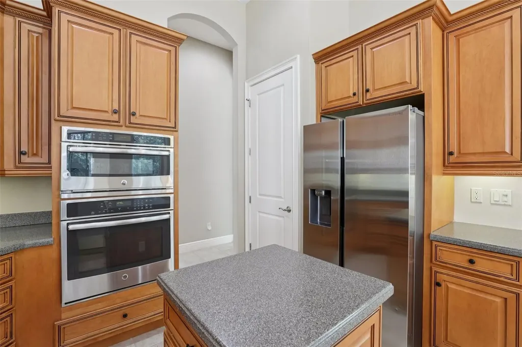 26345 San Gabriel Howey In The Hills FL 34737