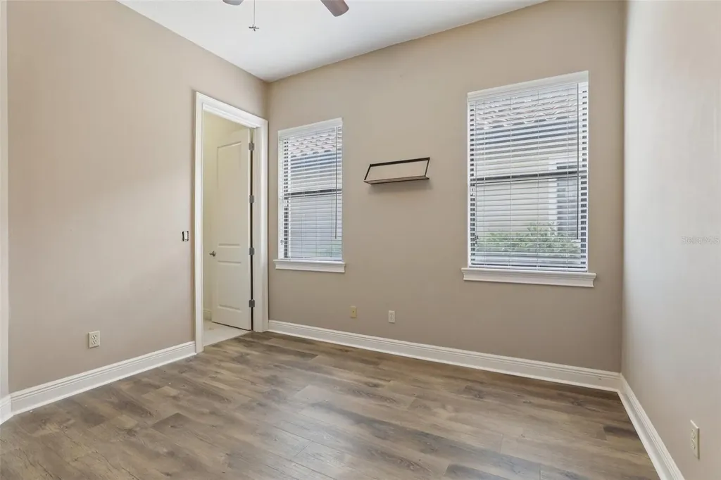 26345 San Gabriel Howey In The Hills FL 34737