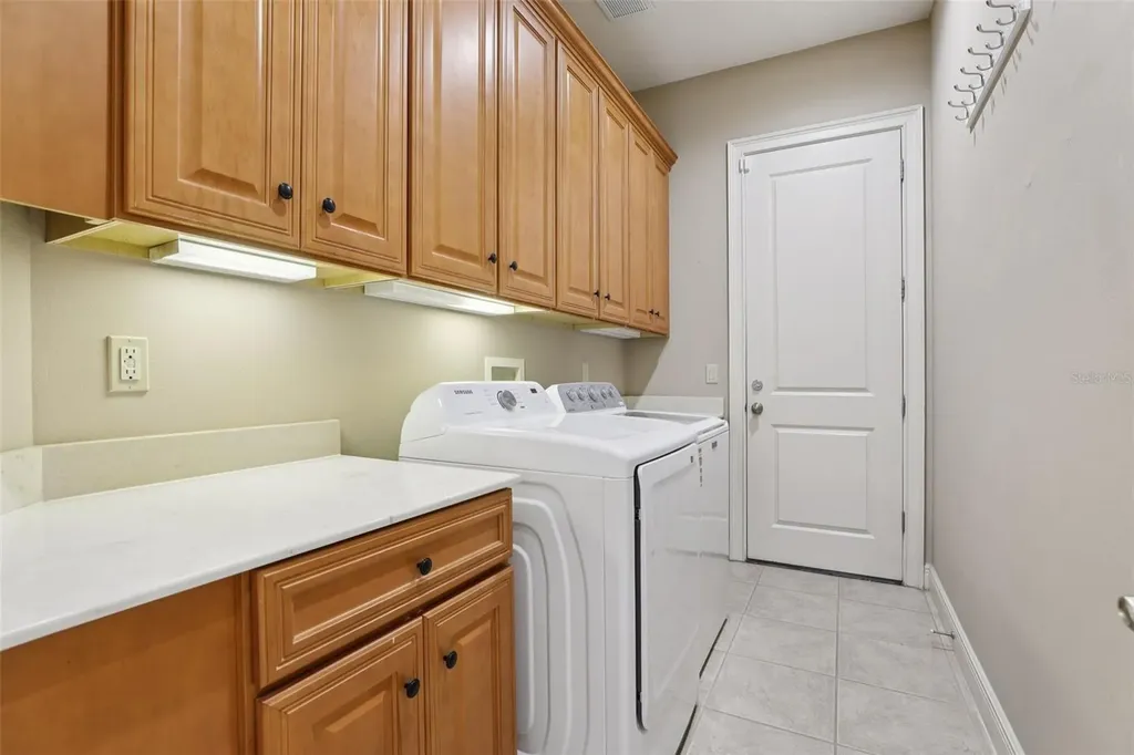 26345 San Gabriel Howey In The Hills FL 34737