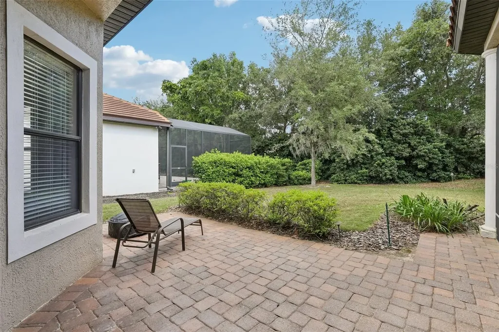 26345 San Gabriel Howey In The Hills FL 34737