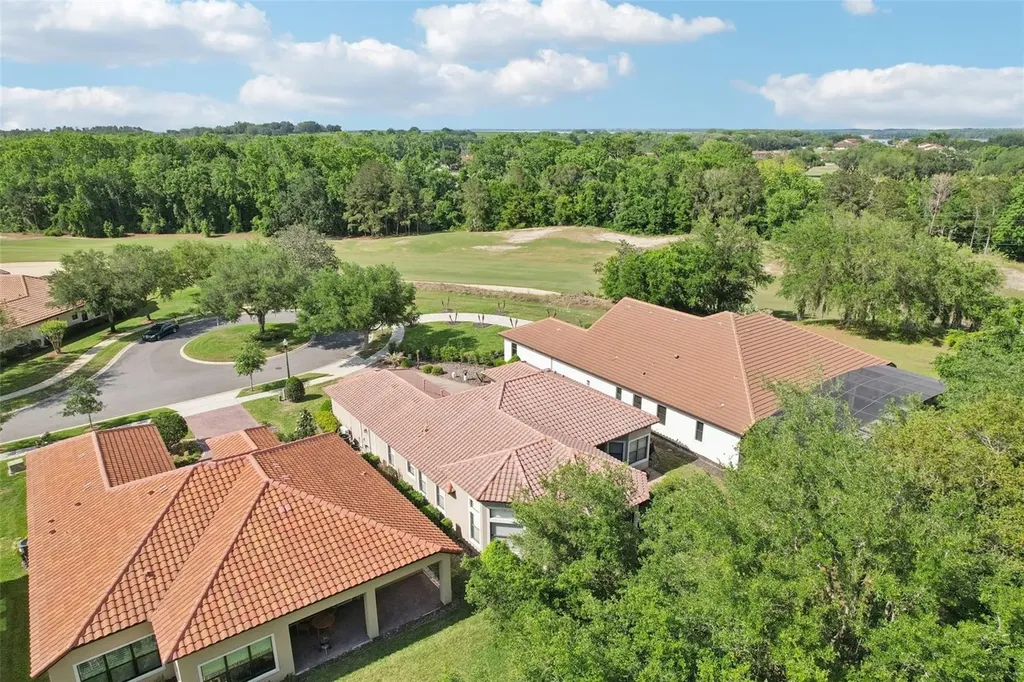 26345 San Gabriel Howey In The Hills FL 34737