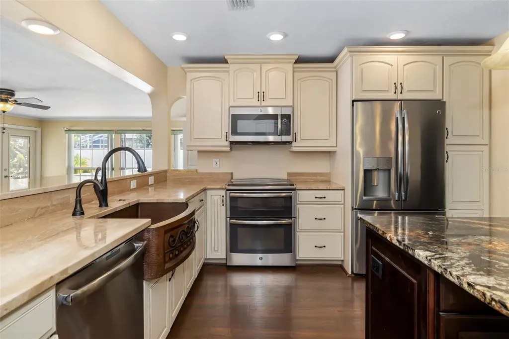 4158 Prudence Drive Sarasota FL 34235