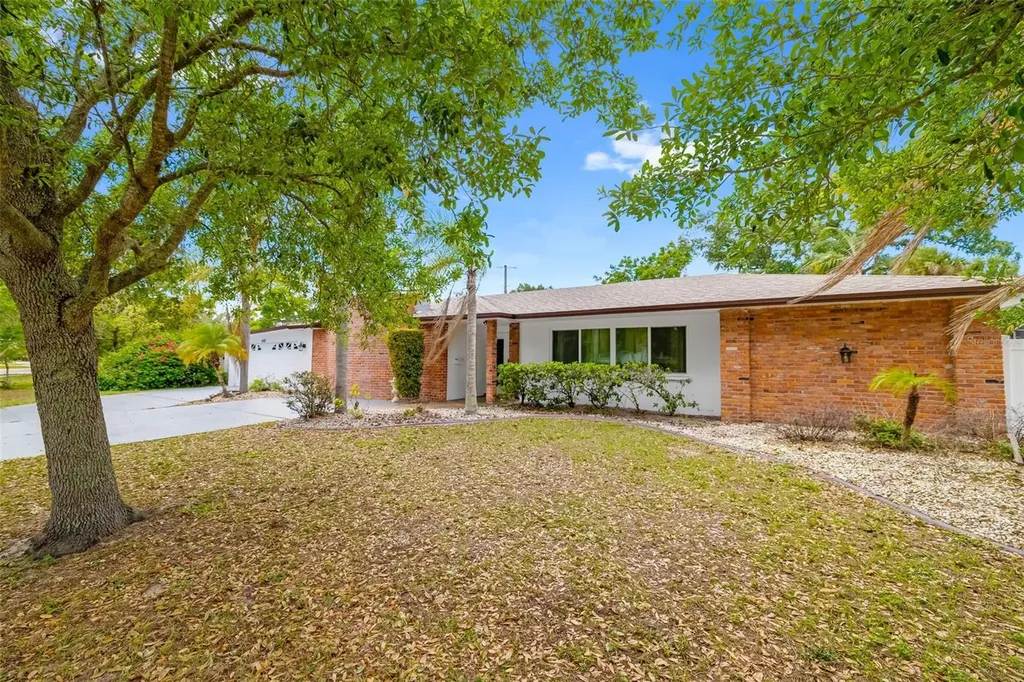 4158 Prudence Drive Sarasota FL 34235