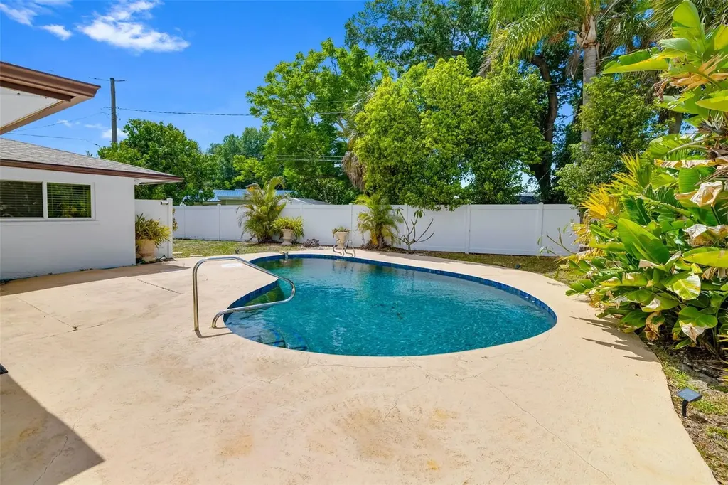 4158 Prudence Drive Sarasota FL 34235